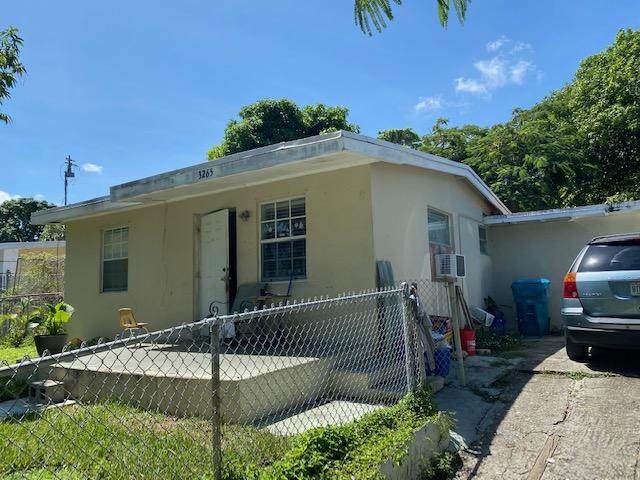 3265 Palm Dr Drive - Photo 1