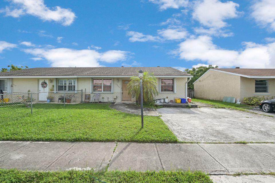 4662 Empire Way - Photo 1