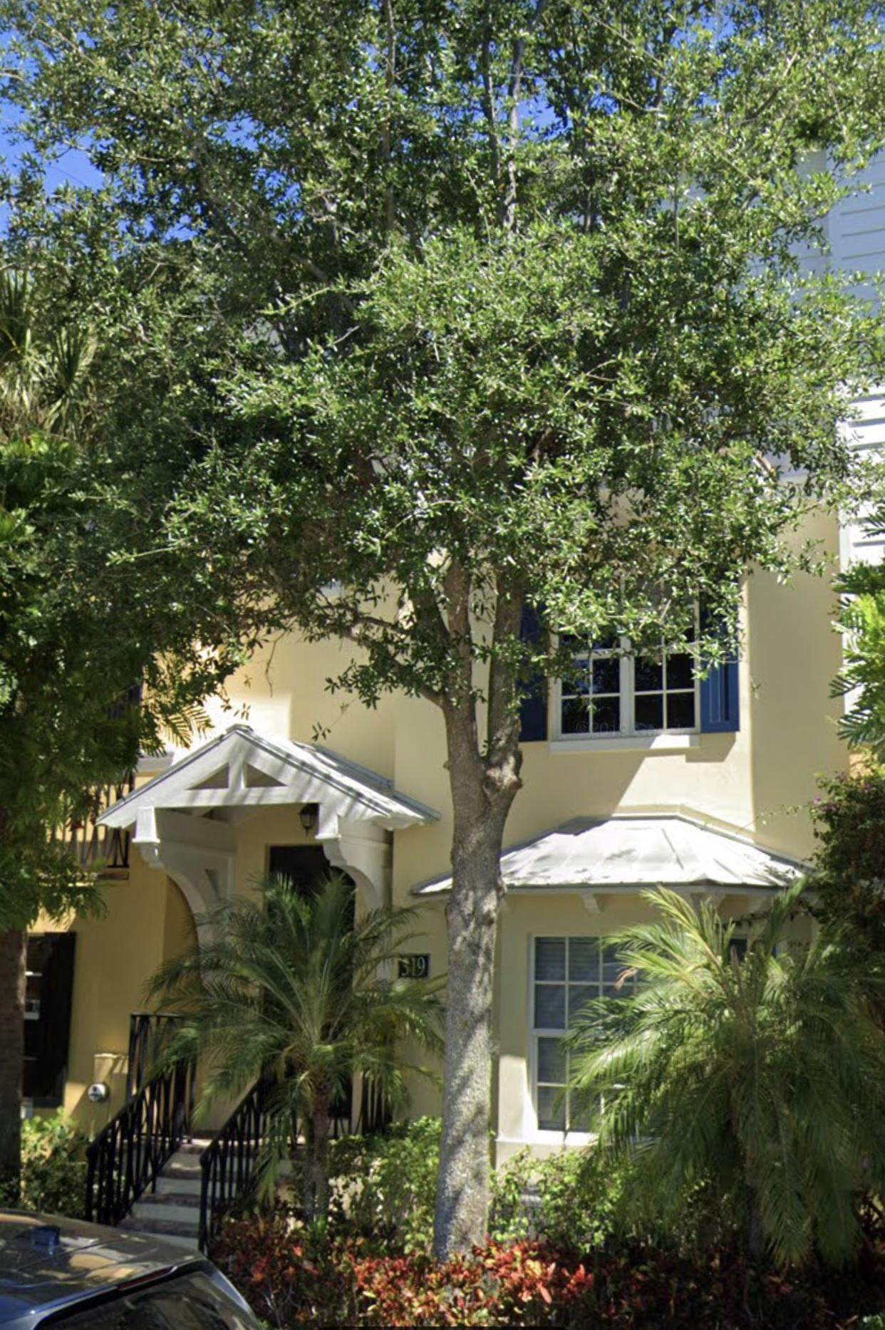 319 Flamingo Drive - Photo 1