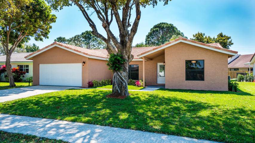 6438 Woodbury Road - Photo 1