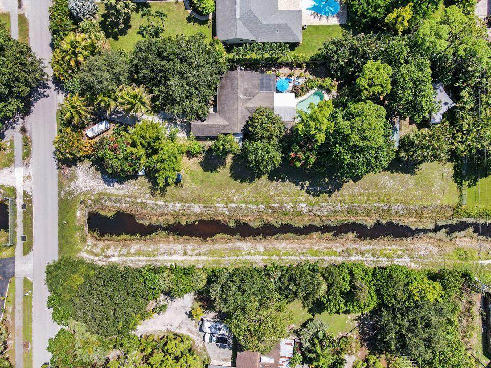 5525 3rd Road - Photo 1