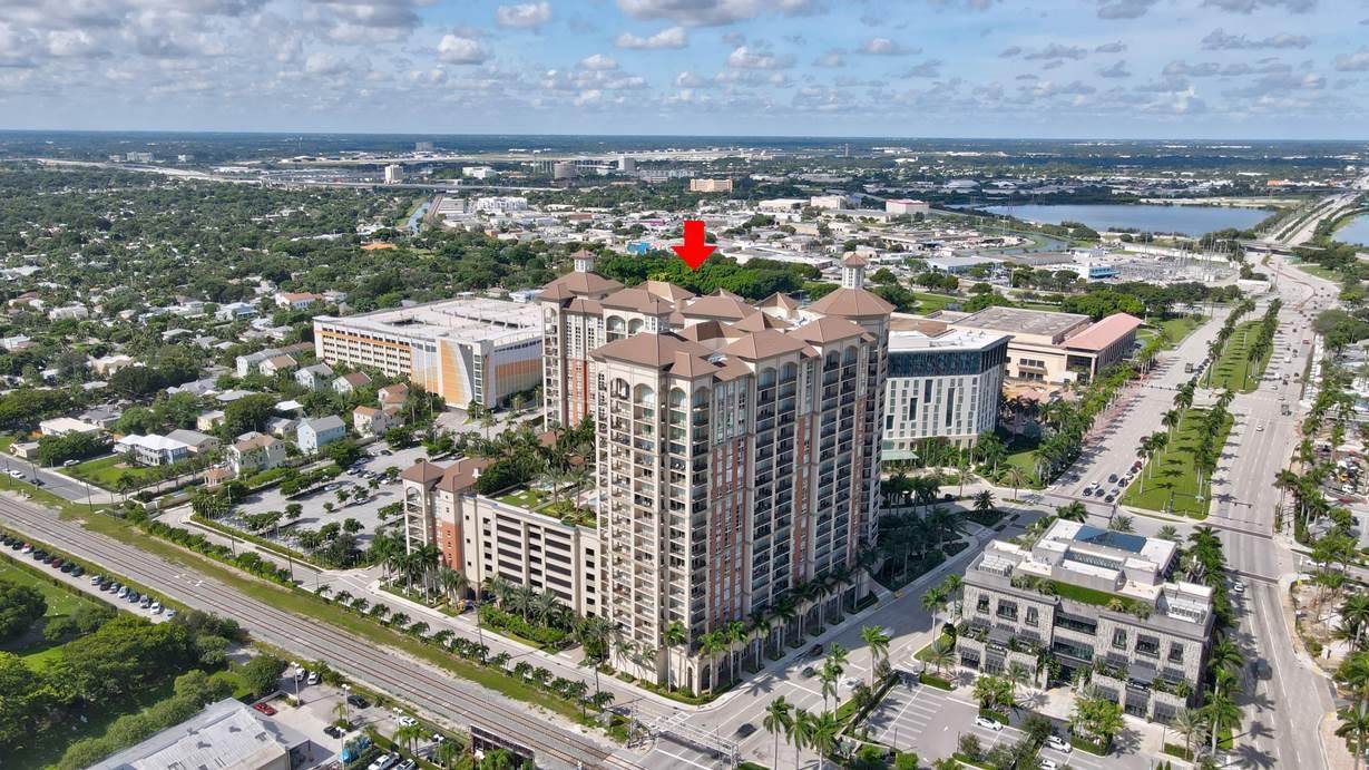 550 Okeechobee Boulevard - Photo 1