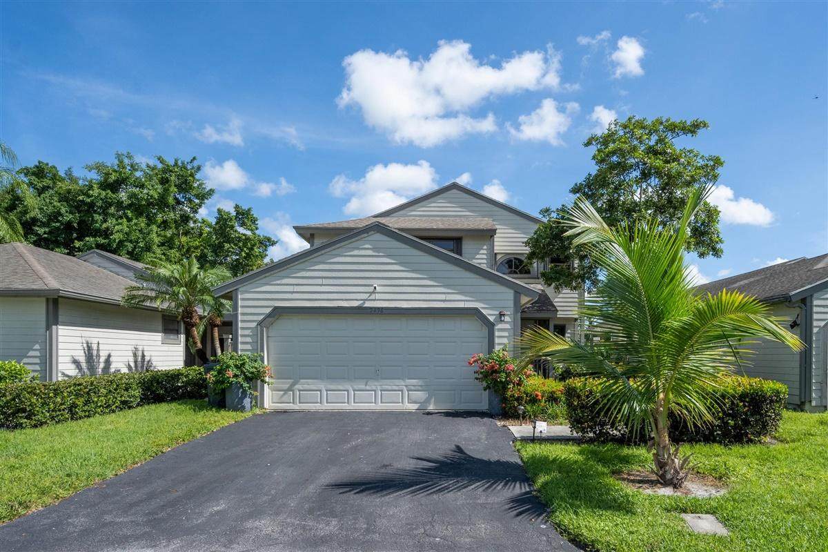 2496 Bedford Mews Drive - Photo 1