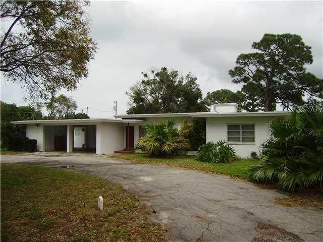 1618 Mayflower Road - Photo 1