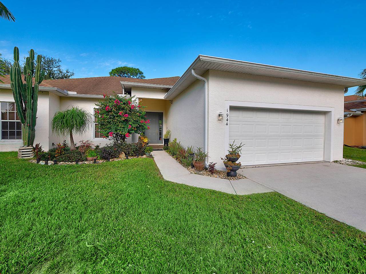 1944 Aladdin Street - Photo 1