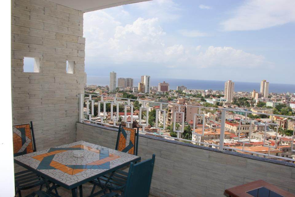 Ave 23 Nro. 655, Piso 9 La Havana - Photo 1