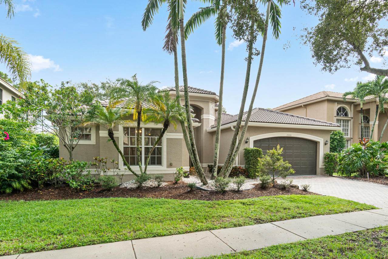 19281 Skyridge Circle - Photo 1