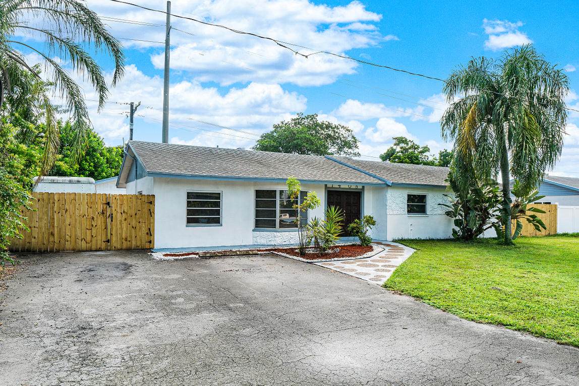 1408 7th Street - Photo 1