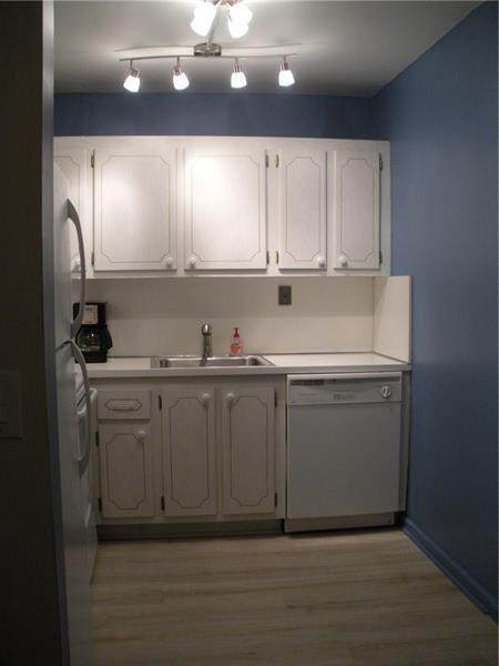 3034 Ellesmere B - Photo 1