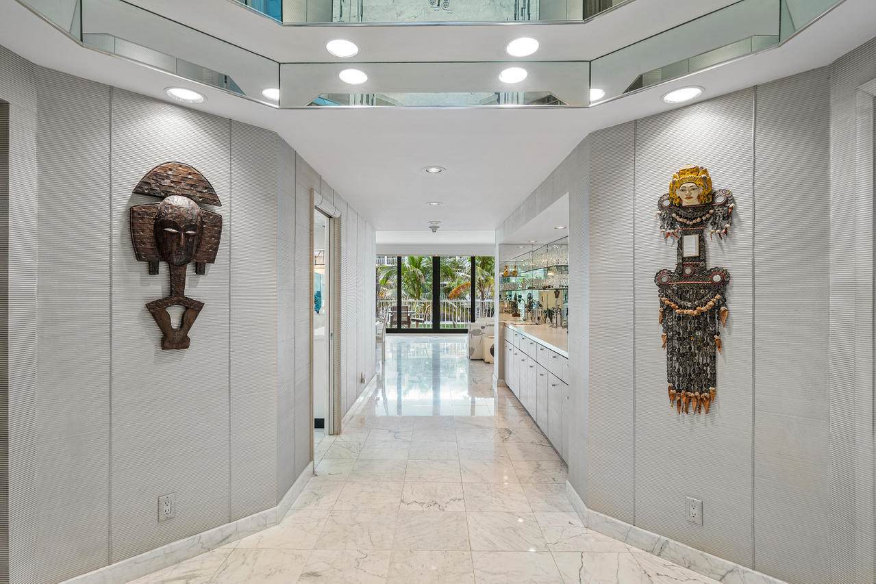 2000 Ocean Boulevard - Photo 1