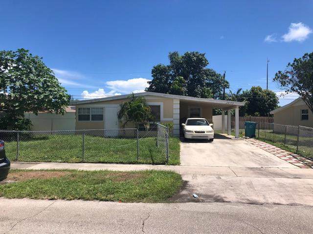 2870 4th Street - Photo 1