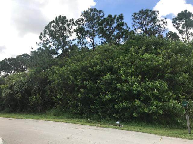 2385 Naomi Avenue - Photo 1