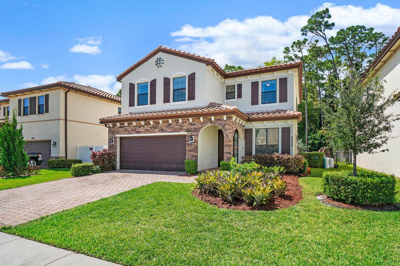 6006 Night Heron Court - Photo 1