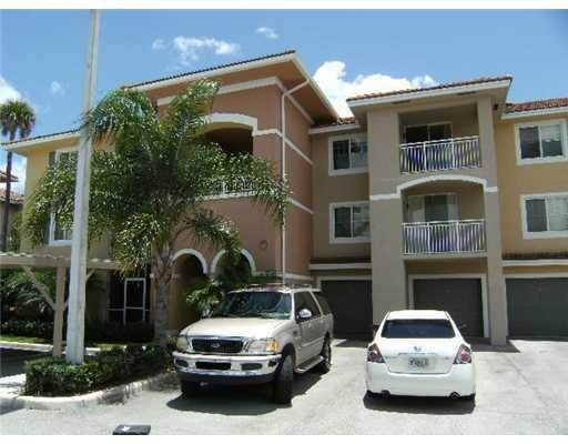 6529 Emerald Dunes Drive - Photo 1