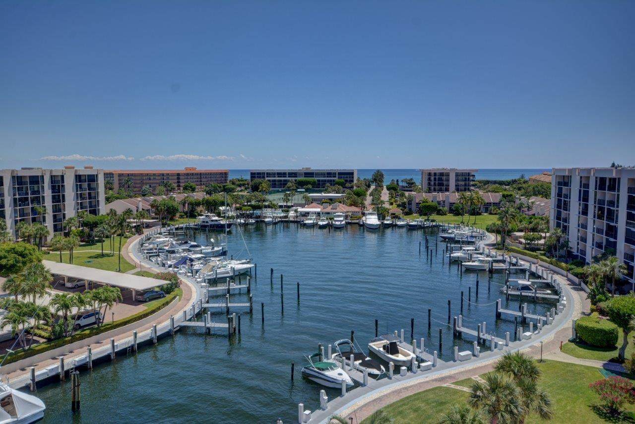 2687 Ocean Boulevard - Photo 1
