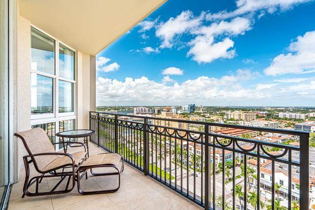 550 Okeechobee Boulevard - Photo 1