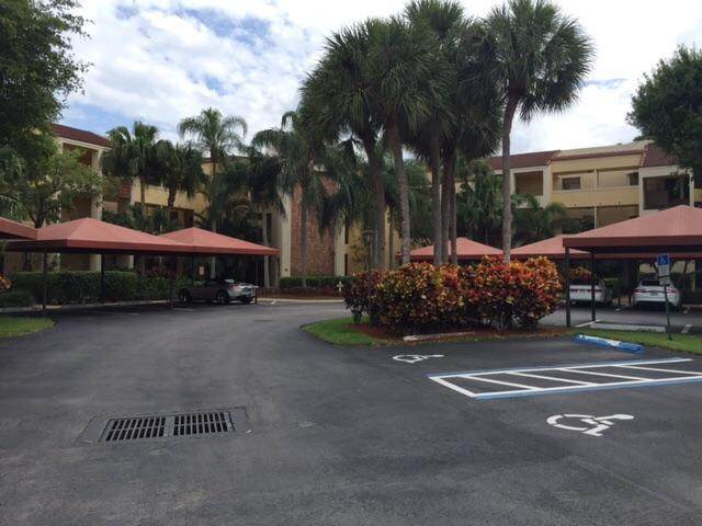 7508 La Paz Boulevard - Photo 1