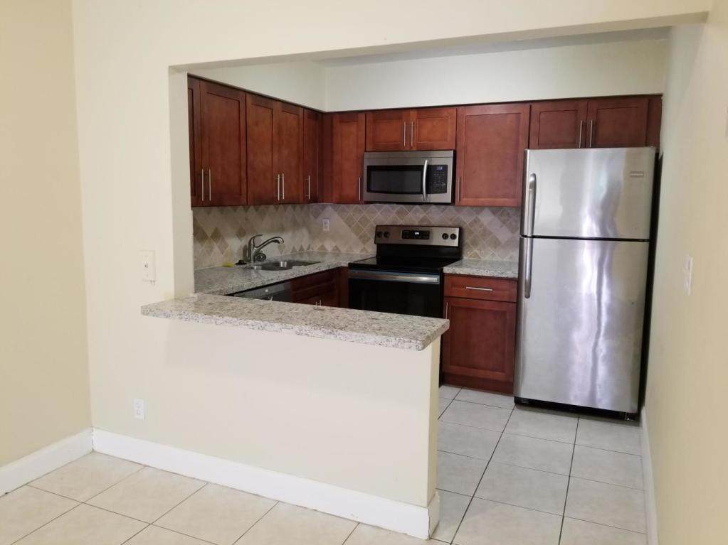 190 40th Street - Photo 1