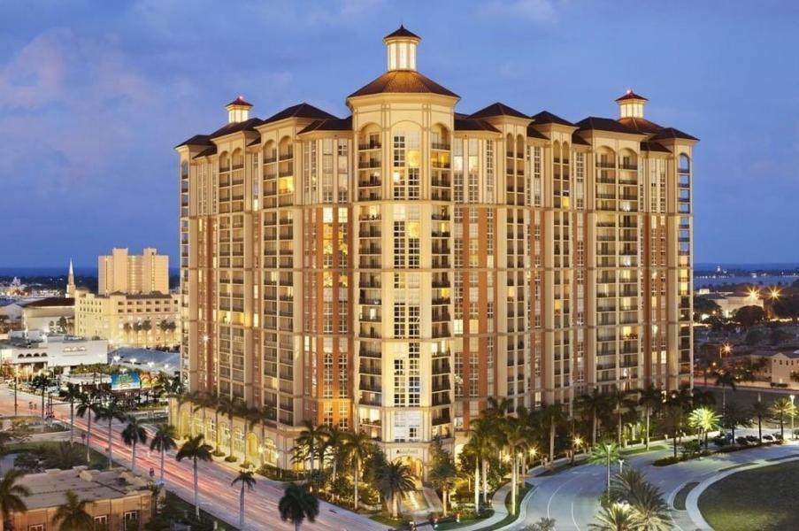 550 Okeechobee Boulevard - Photo 1
