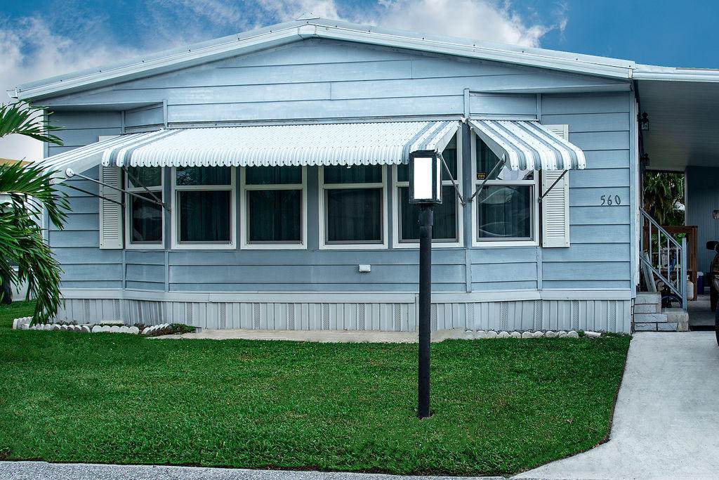 560 Barb Ann Lane - Photo 1