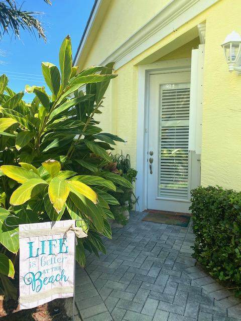 806 Mariner Bay Boulevard - Photo 1