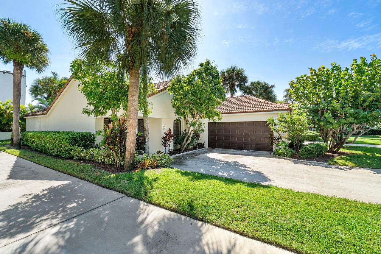 704 Sea Oats Drive - Photo 1