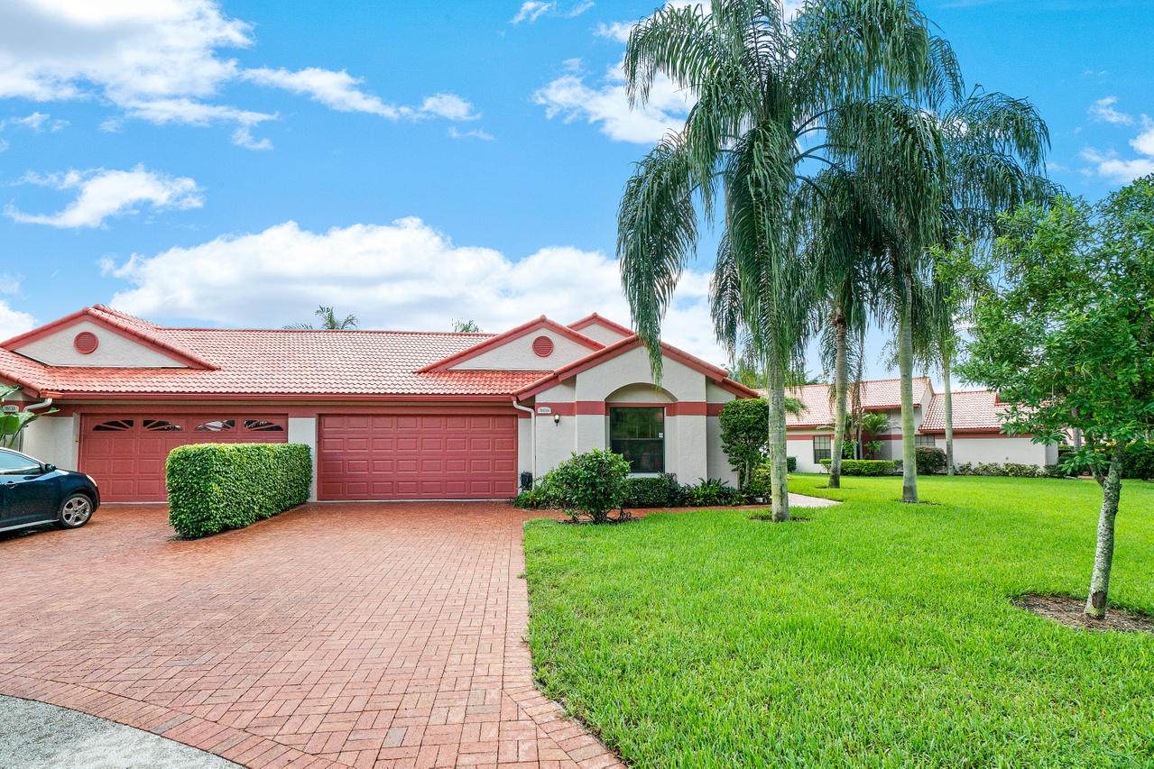 7613 Lexington Club Boulevard - Photo 1