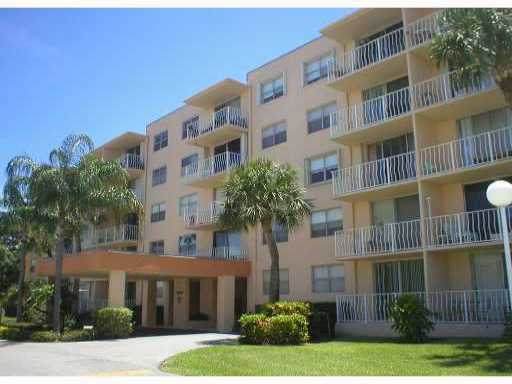500 Executive Center Drive - Photo 1