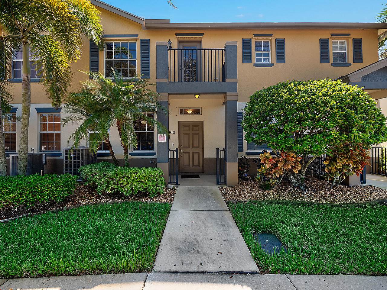 2000 Korona Drive - Photo 1