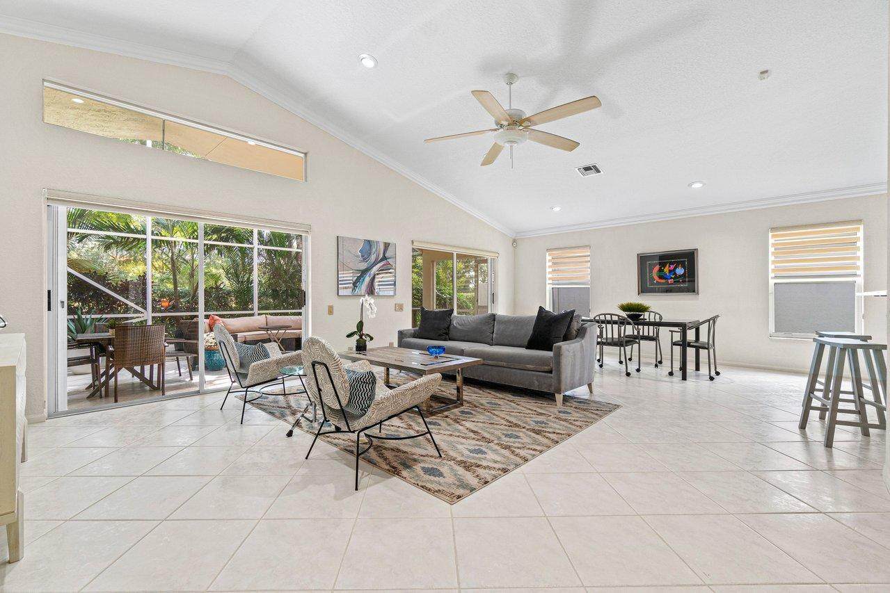6928 Lismore Avenue - Photo 1