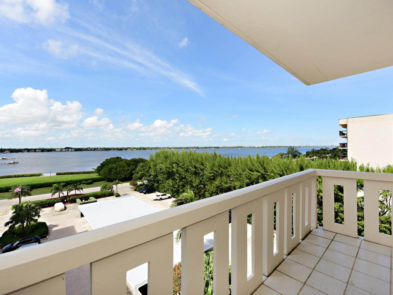 3450 Ocean Boulevard - Photo 1