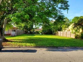 944 Mcintosh Street - Photo 1