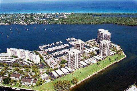 132 Lakeshore Drive - Photo 1