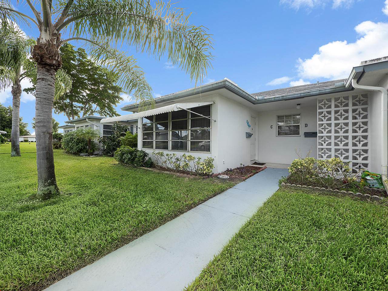 1070 North Drive - Photo 1