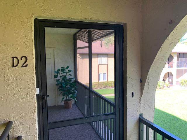 316 Pine Ridge Circle - Photo 1
