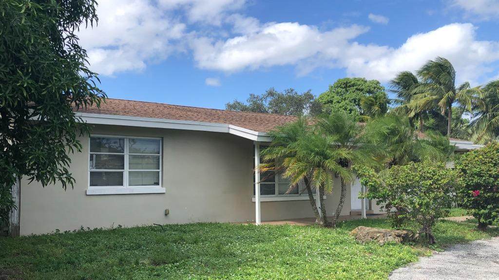 815 3rd Street - Photo 1