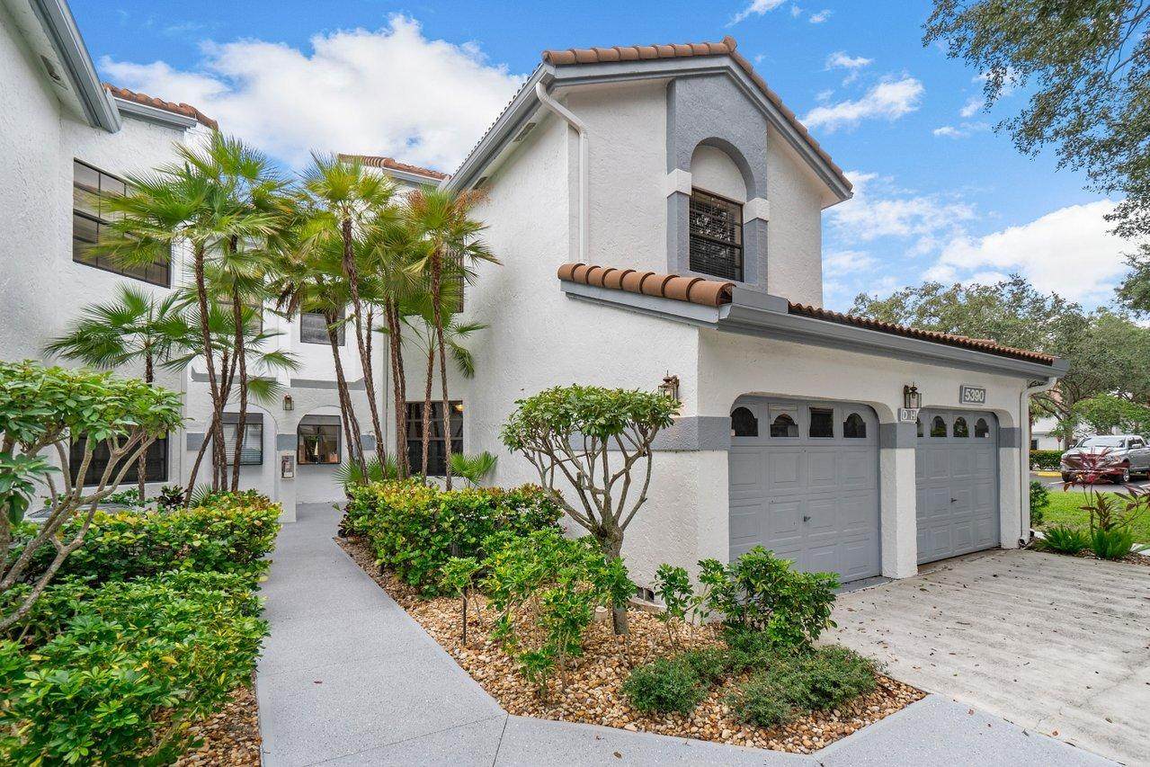 5390 Venetia Court - Photo 1
