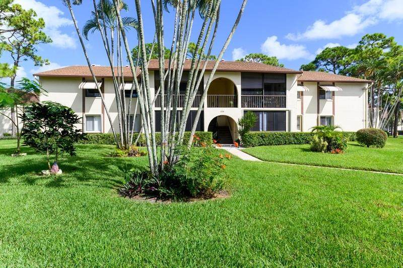 324 Knotty Pine Circle - Photo 1