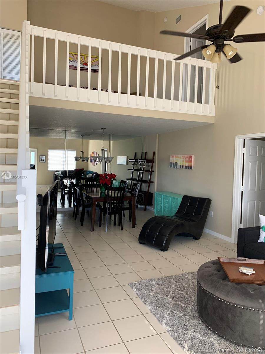 370 Bella Vista Court - Photo 1