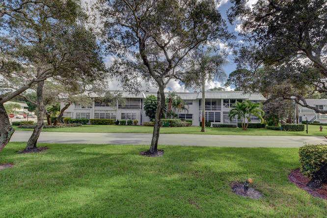 2929 Ocean Boulevard - Photo 1