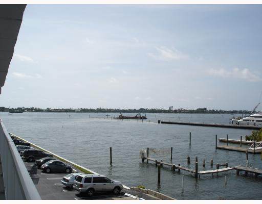 4500 Flagler Drive - Photo 1