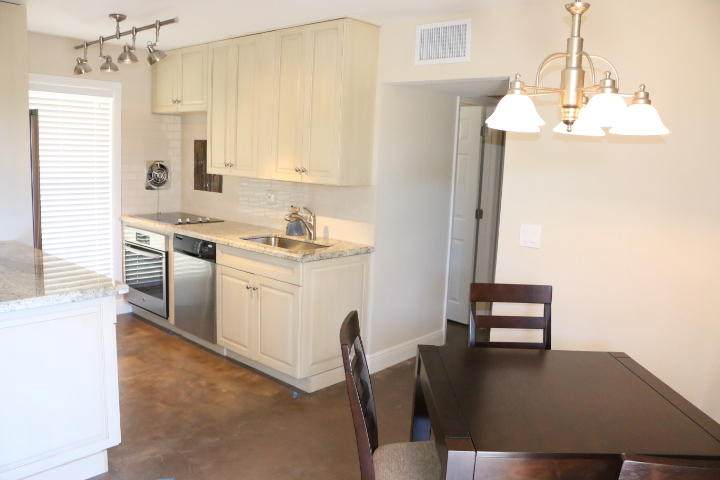 733 Hummingbird Way - Photo 1