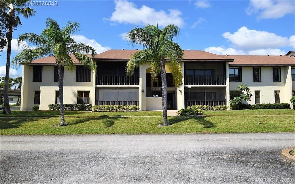 250 Four Winds Drive - Photo 1