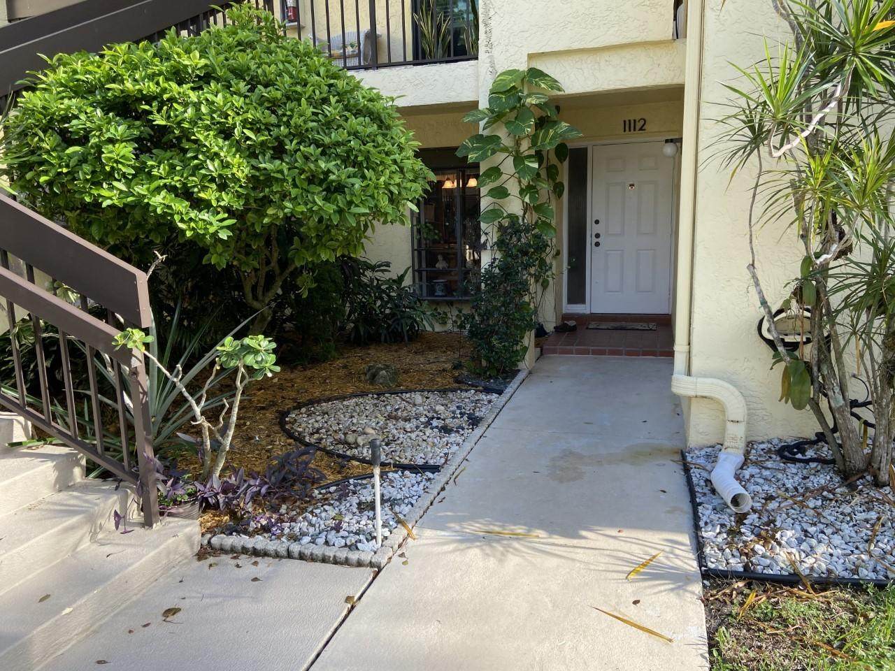 5188 Oak Hill Lane - Photo 1