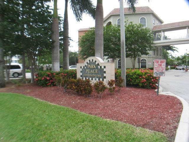 1640 Presidential Way - Photo 1