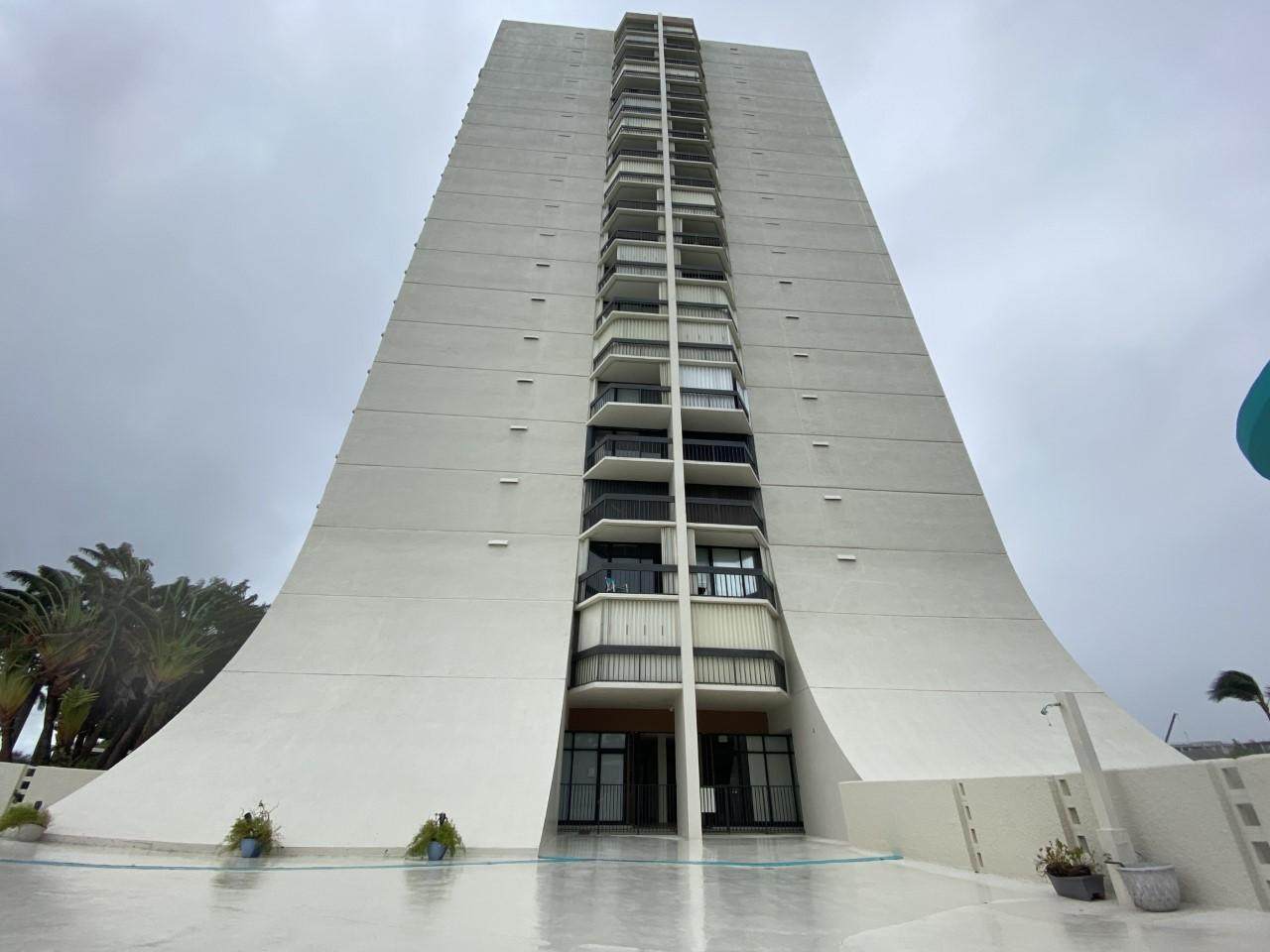 2000 Presidential Way - Photo 1