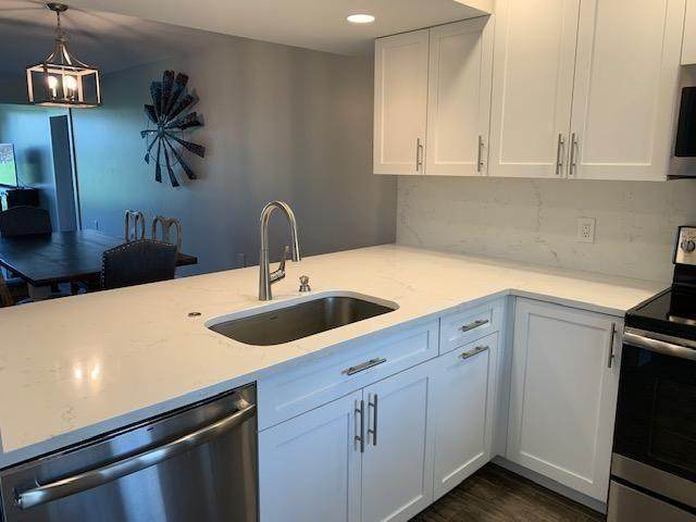 501 Seas Drive - Photo 1