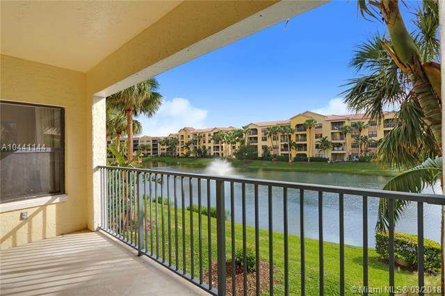 100 Uno Lago Drive - Photo 1