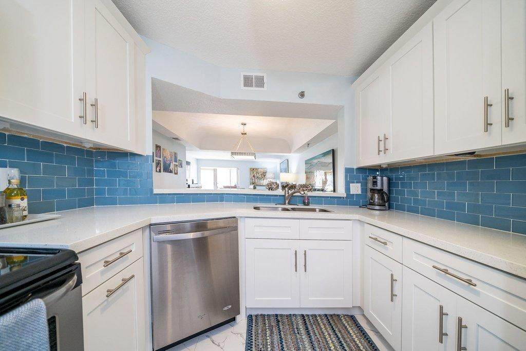 9220 14th Street - Photo 1