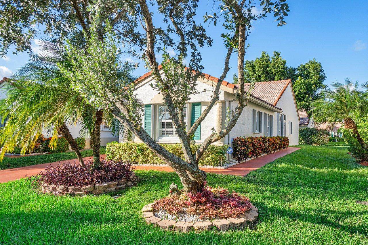 6129 Heliconia Road - Photo 1